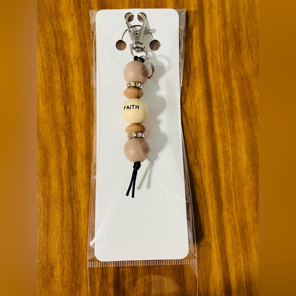🔥Faith Keychain🔥 - Picture 2 of 2